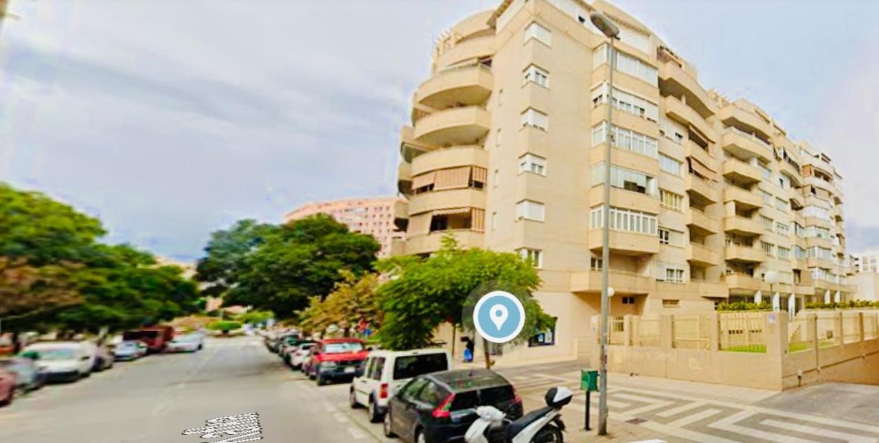 Guest House Teatinos Málaga Eksteriør billede