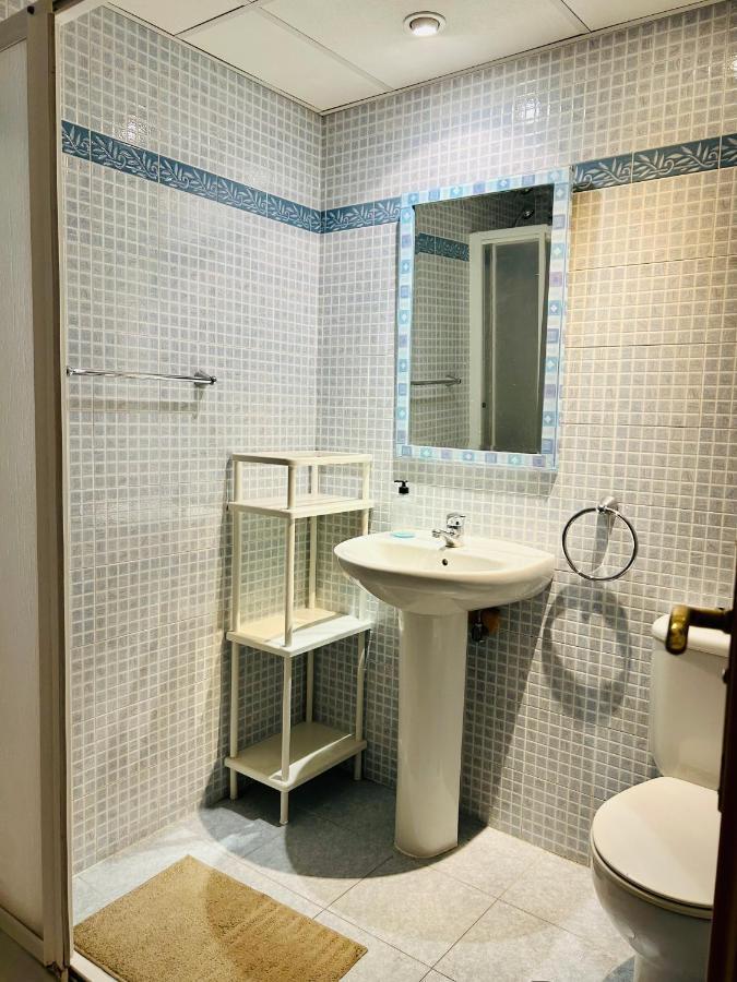 Guest House Teatinos Málaga Eksteriør billede